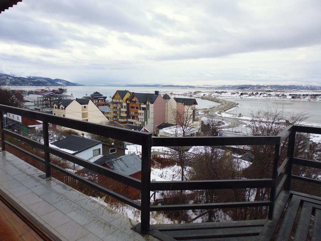 Hosteria Residencia Linares Ushuaia Buitenkant foto